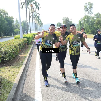Runner Photo 6942810