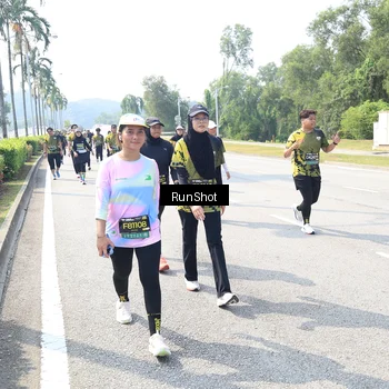 Runner Photo 6942815