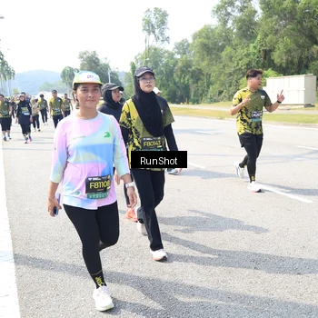 Runner Photo 6942820