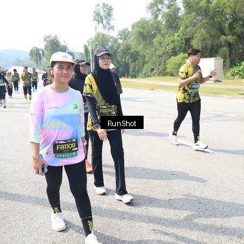 Runner Photo 6942837