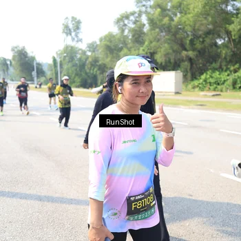 Runner Photo 6942839
