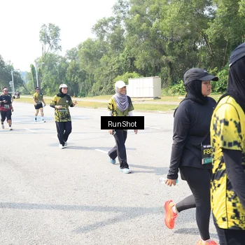 Runner Photo 6942845