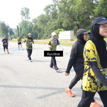 Runner Photo 6942847