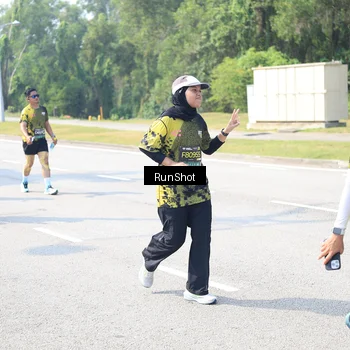 Runner Photo 6942852