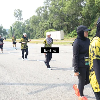 Runner Photo 6942854