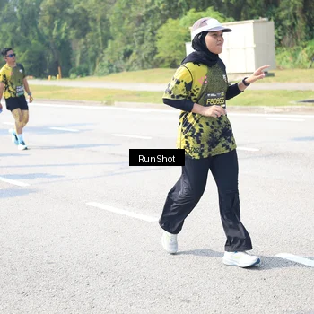 Runner Photo 6942857