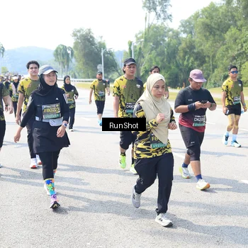 Runner Photo 6942877