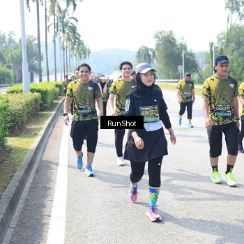 Runner Photo 6942880