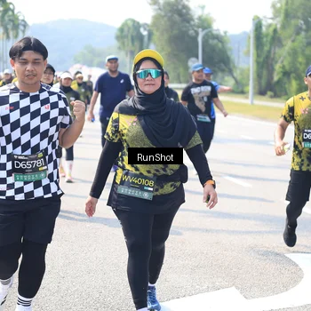 Runner Photo 6942965