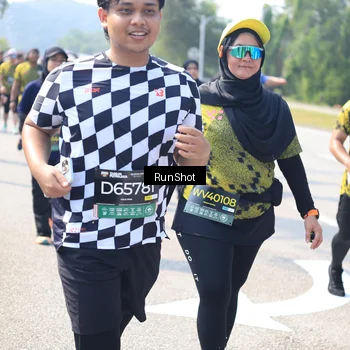 Runner Photo 6942974