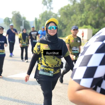 Runner Photo 6942980