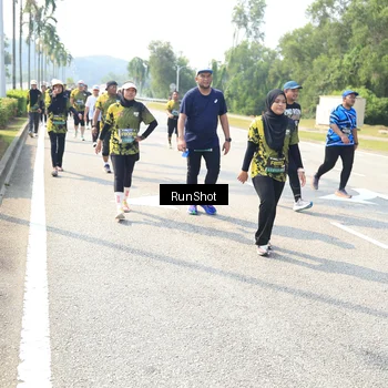 Runner Photo 6943010