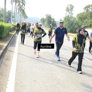 Runner Photo 6943019
