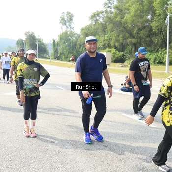 Runner Photo 6943037