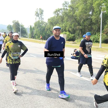 Runner Photo 6943039