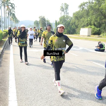 Runner Photo 6943050