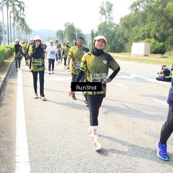 Runner Photo 6943052