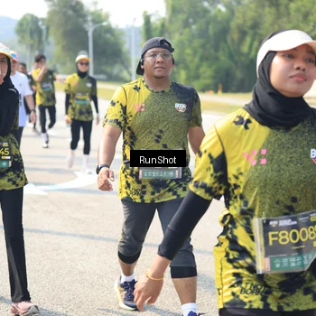 Runner Photo 6943056