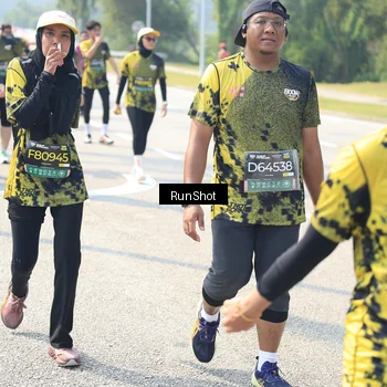Runner Photo 6943058
