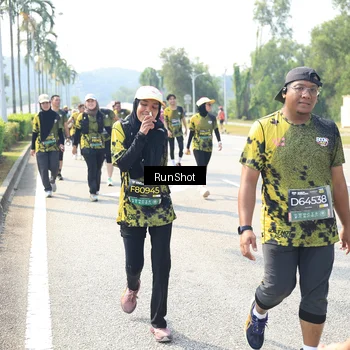 Runner Photo 6943066