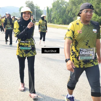 Runner Photo 6943072