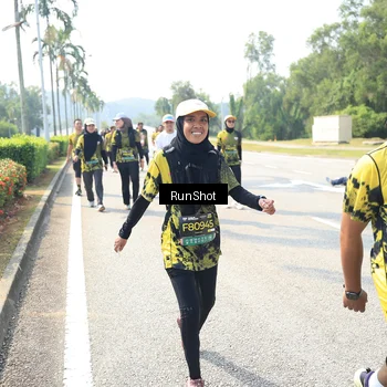 Runner Photo 6943074
