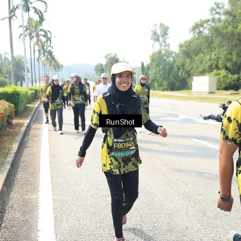 Runner Photo 6943076