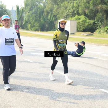 Runner Photo 6943085