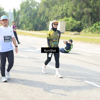 Runner Photo 6943087