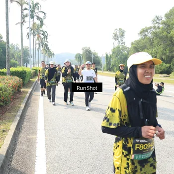 Runner Photo 6943089