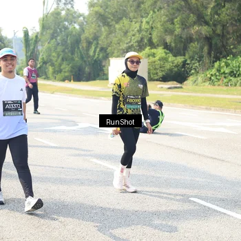Runner Photo 6943093