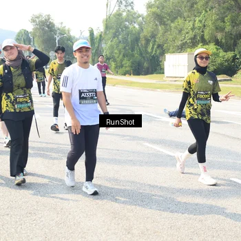 Runner Photo 6943099