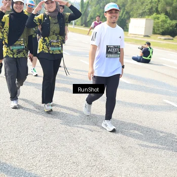 Runner Photo 6943104