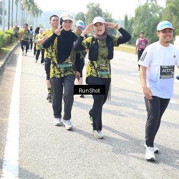 Runner Photo 6943106