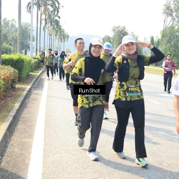 Runner Photo 6943112