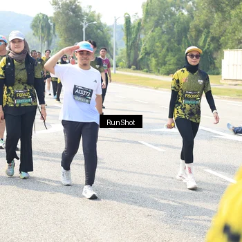 Runner Photo 6943145