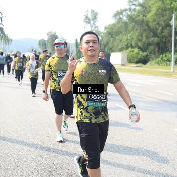 Runner Photo 6943147