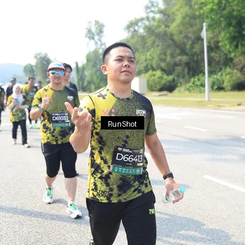 Runner Photo 6943150