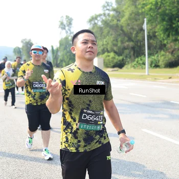 Runner Photo 6943151