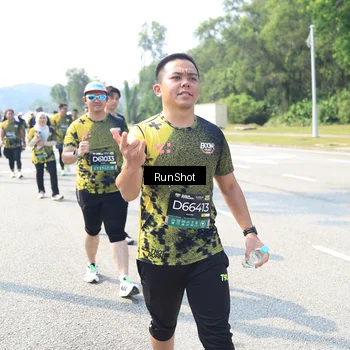 Runner Photo 6943152