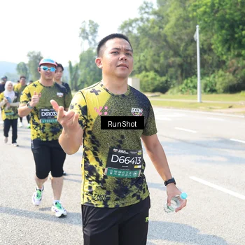 Runner Photo 6943157