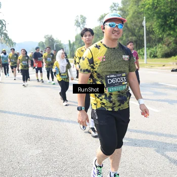 Runner Photo 6943170