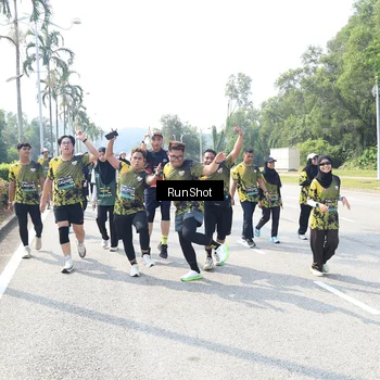 Runner Photo 6943205