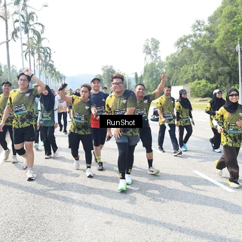 Runner Photo 6943206