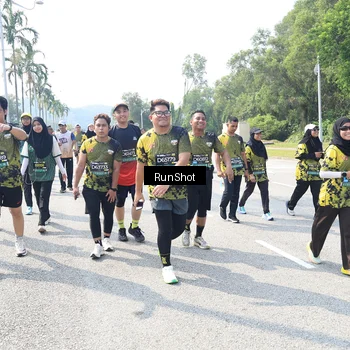 Runner Photo 6943209