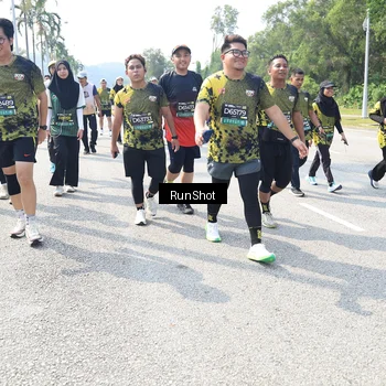 Runner Photo 6943216