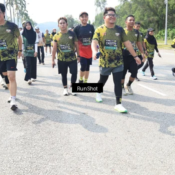 Runner Photo 6943217