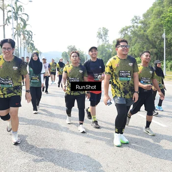 Runner Photo 6943220