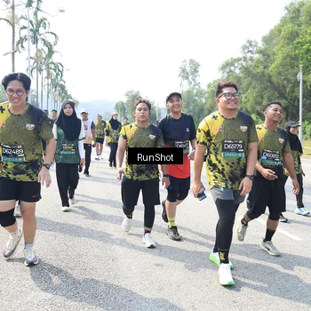 Runner Photo 6943221