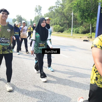 Runner Photo 6943243